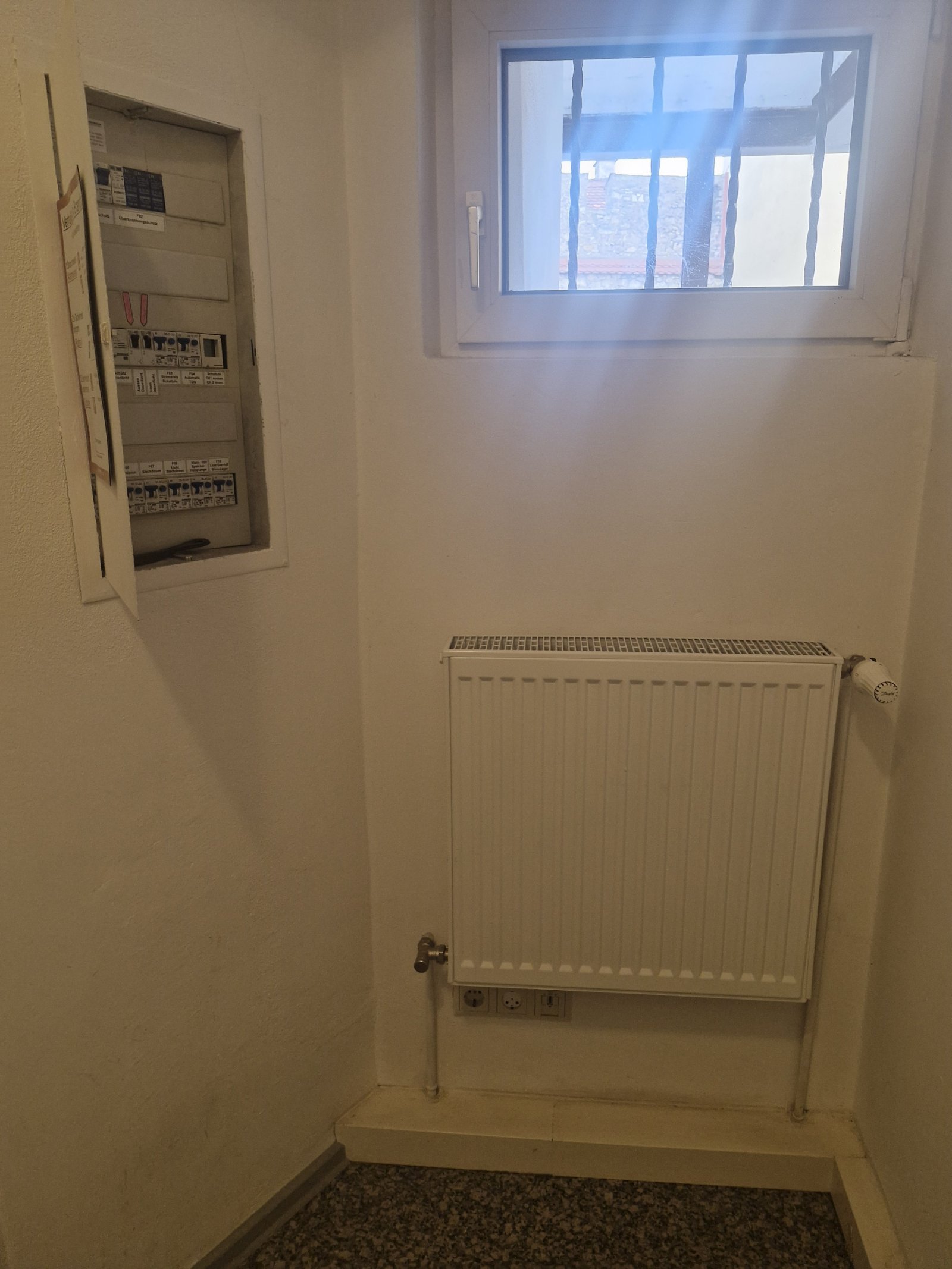 Kleines Geschäftslokal/Büro, Nähe Schwammerlturm